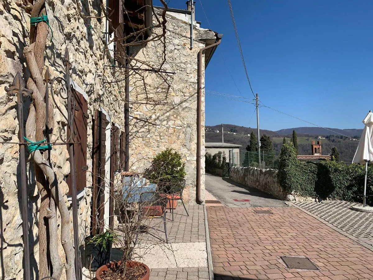 Holiday Home Casa Stella - Casa Susanne By Interhome Spiazzi Di Caprino イタリア